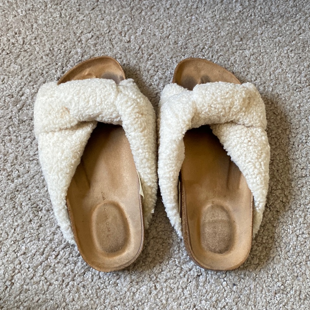 Zara boucle slippers